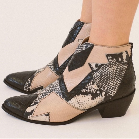 Amuse Society x Matisse Last Call Leather Western Snakeskin Booties - Picture 5 of 5